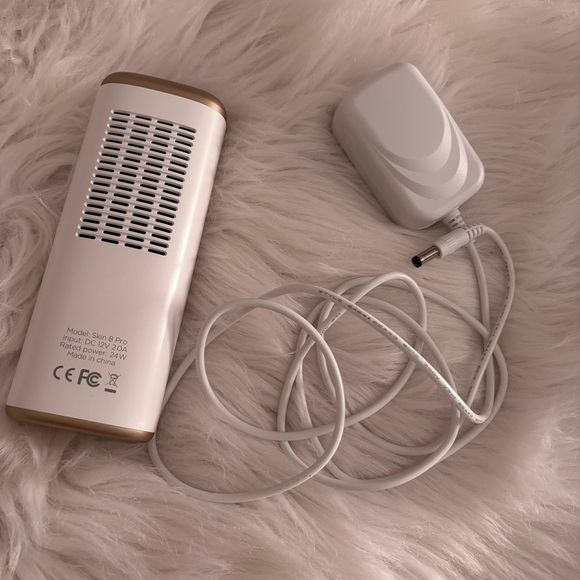 Jeezfee White and Gold Hair Removal Device - Picture 2 of 3